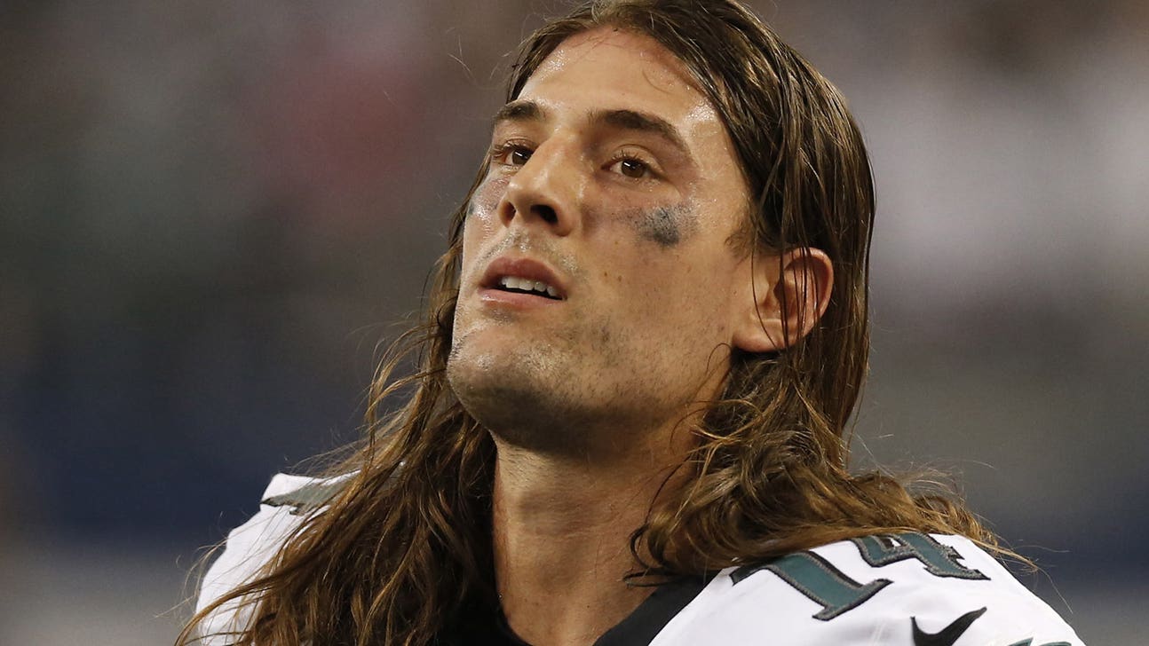 Watch: Riley Cooper forgot to pay attention while teammate fumbles