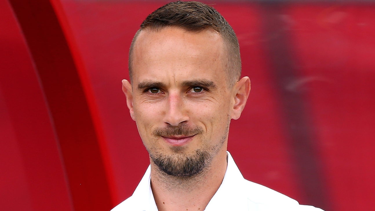 Sampson proud of England's Lionesses after win over Canada