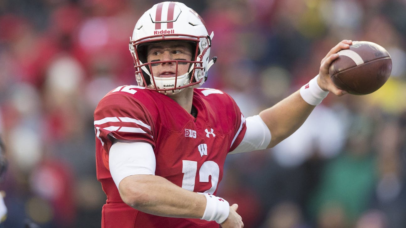 Hornibrook keeps poise in QB spotlight for No. 5 Wisconsin
