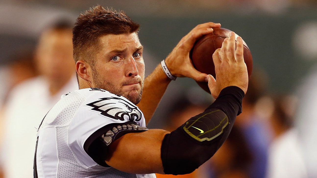 Governor of Texas calls for Cowboys to sign Tim Tebow