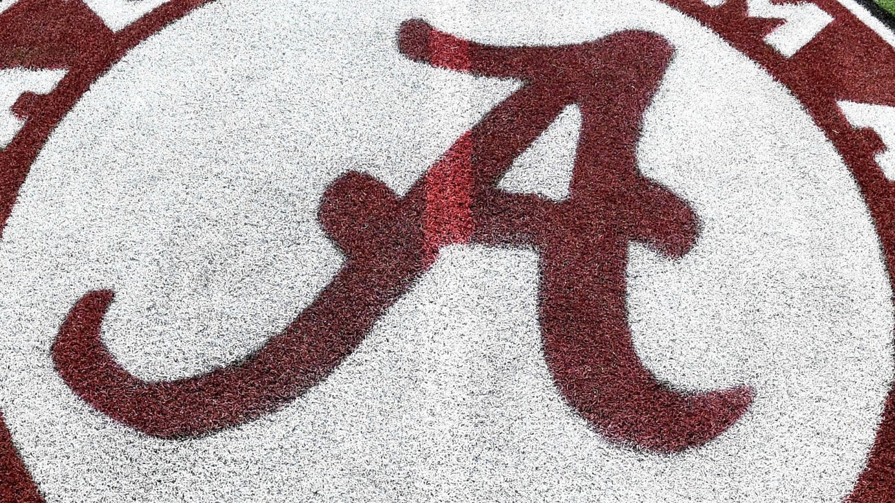 Alabama recruit commits from a cemetery to honor his fallen friend