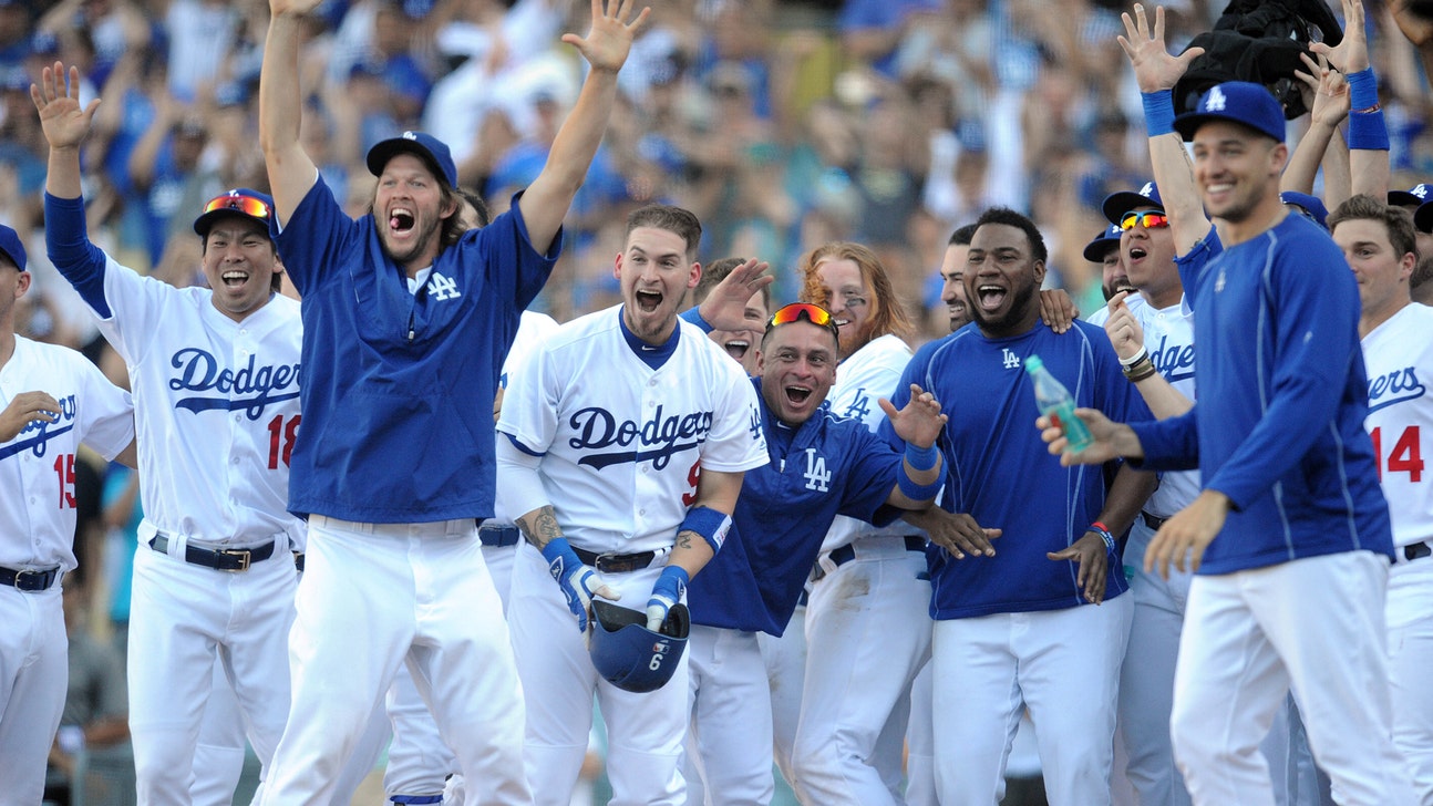 Dodgers clinch NL West title in Scully's final home game