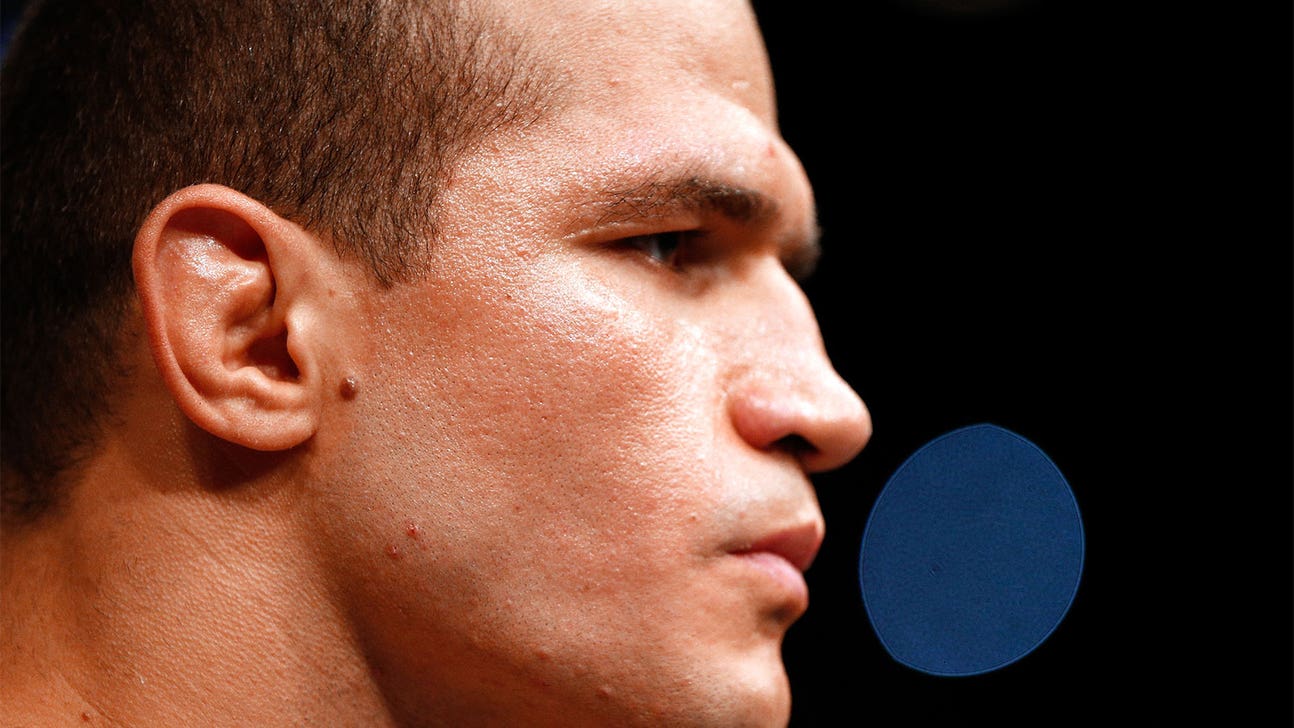 Junior dos Santos injured, out of the fight against Stipe Miocic
