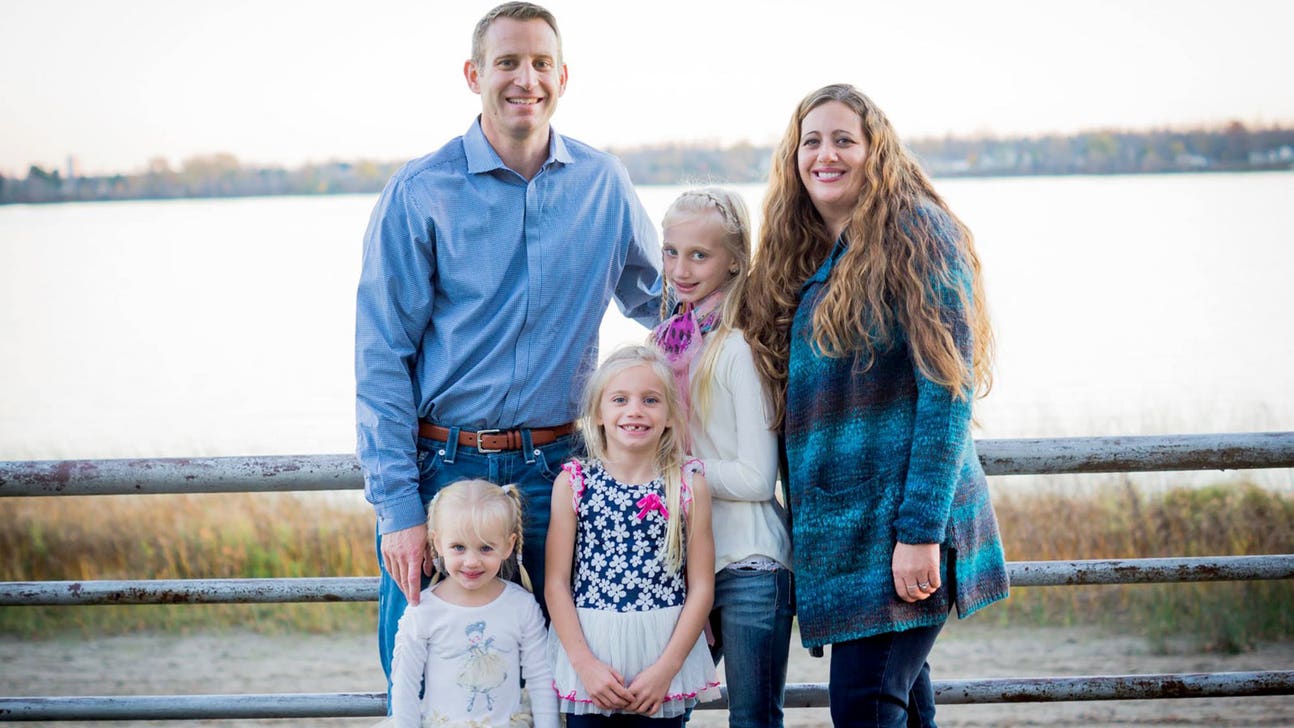 Coach's wife's cancer fight gives inspiration to tourney-bound Buffalo