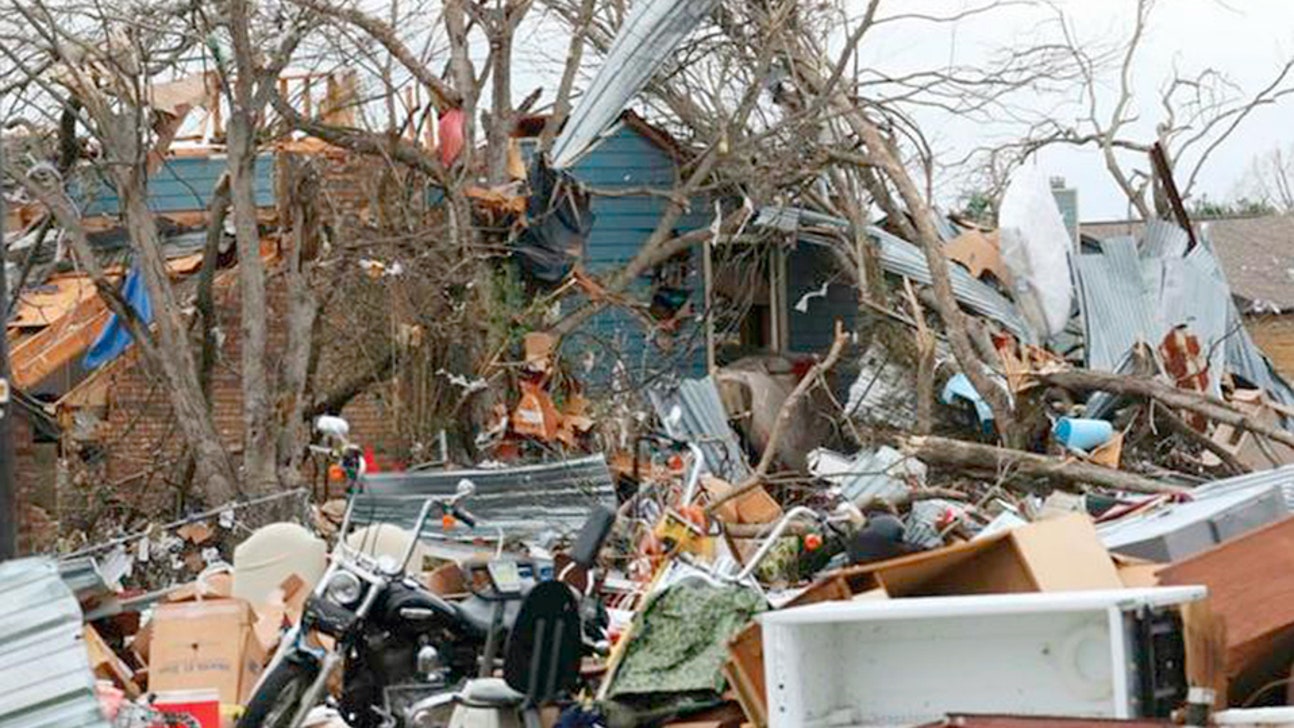 Dallas tornado survivor turns to fantasy football for sense of normal