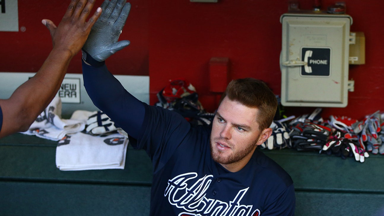 It's a boy! Braves' Freeman, wife welcome newest addition