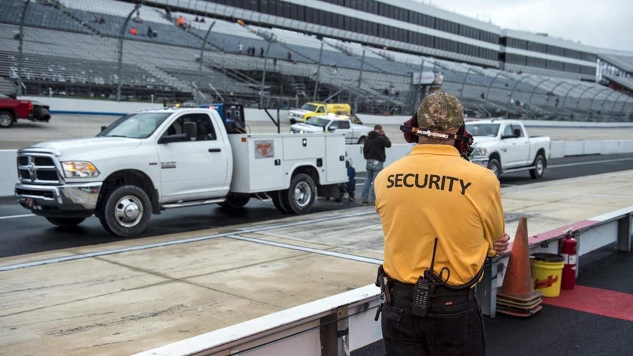 NASCAR calls off Xfinity race at Dover, rescheduled for Sunday morning