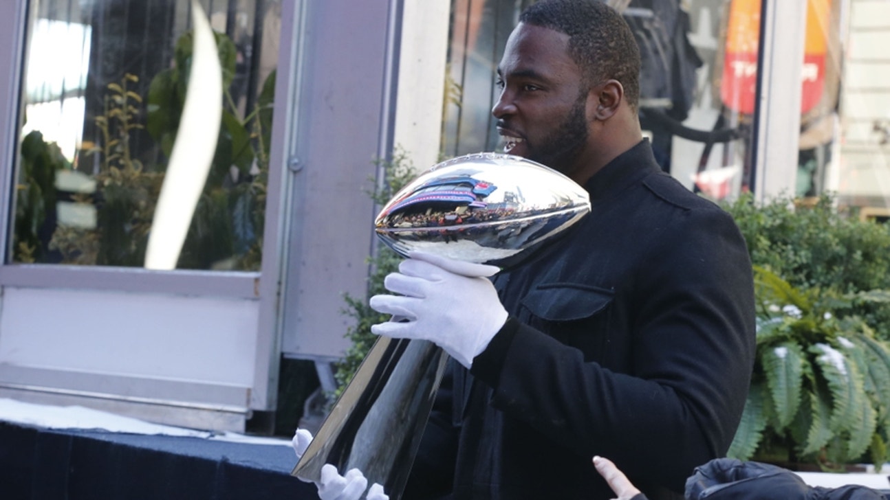 Justin Tuck Tackling Bigger Issues Beyond the Gridiron