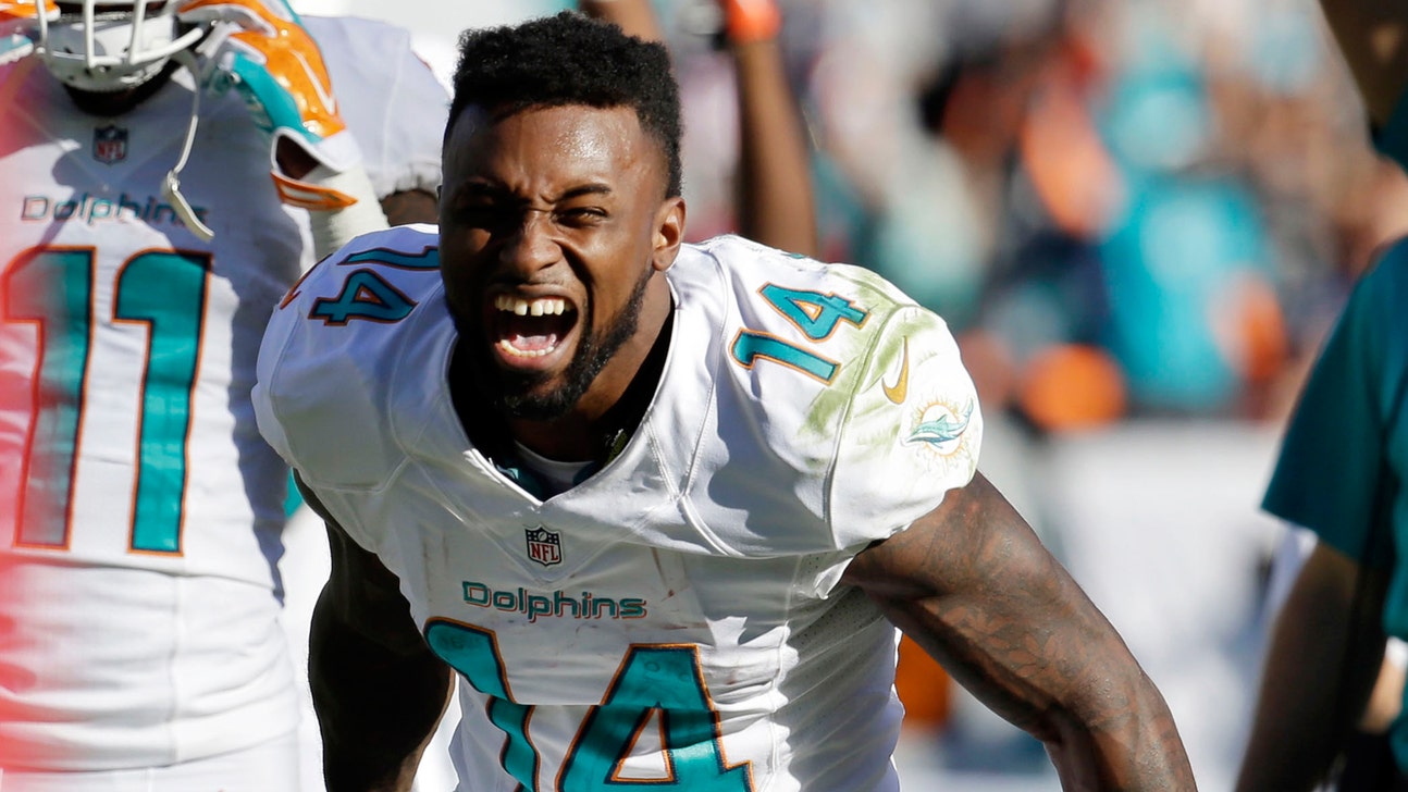 Miami Dolphins' Jarvis Landry working out with Chris Chambers