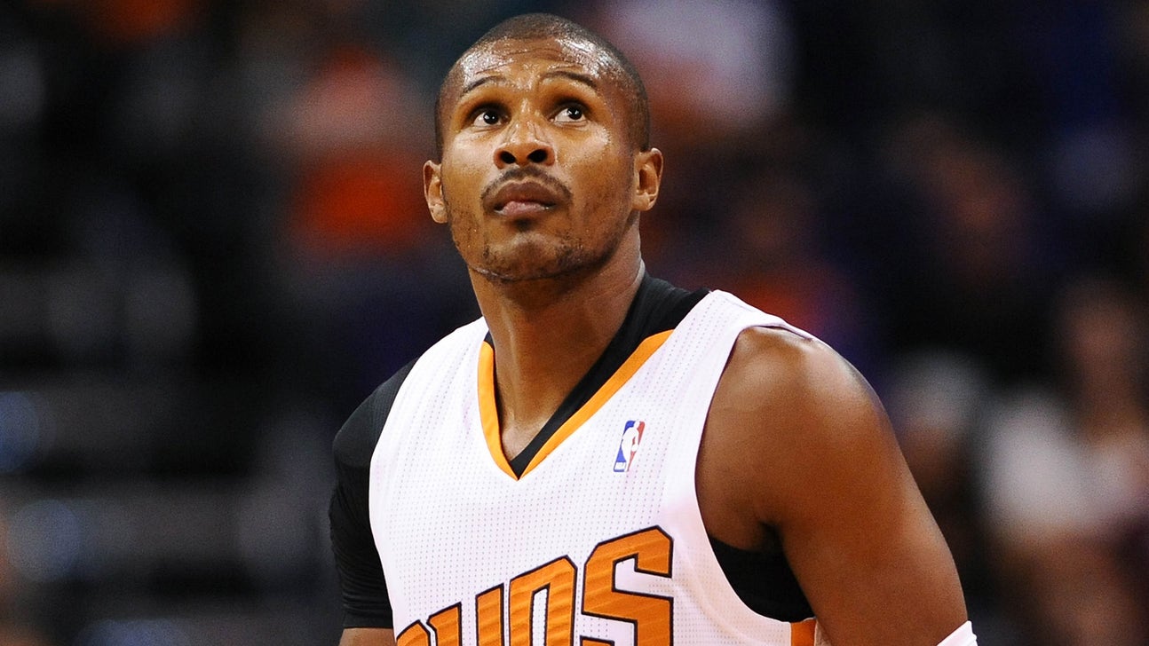 Warriors pick up former Suns guard Leandro Barbosa