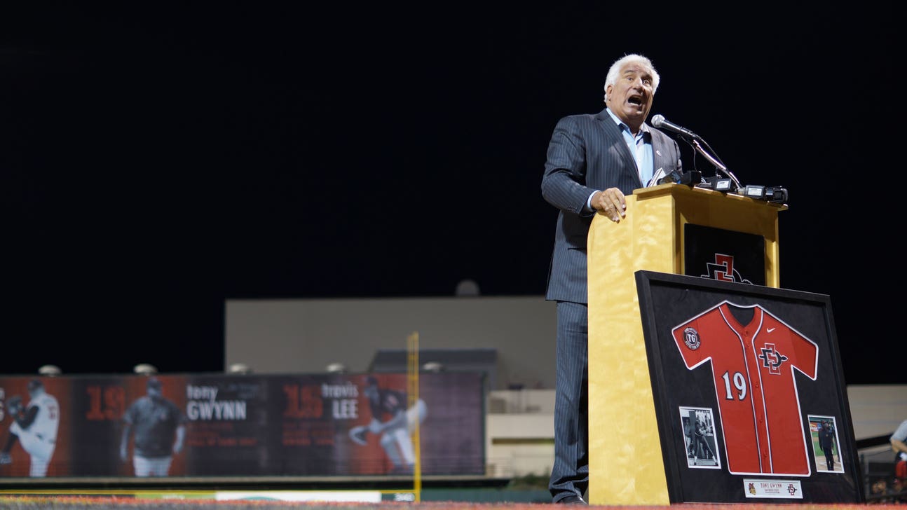 Aztecs retire Gwynn's No. 19 in 'emotional' ceremony