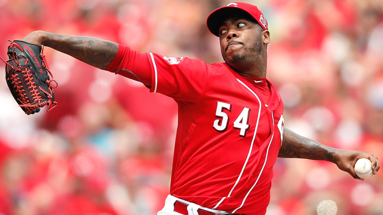 Report: Chapman accused of domestic violence, Dodgers trade on hold