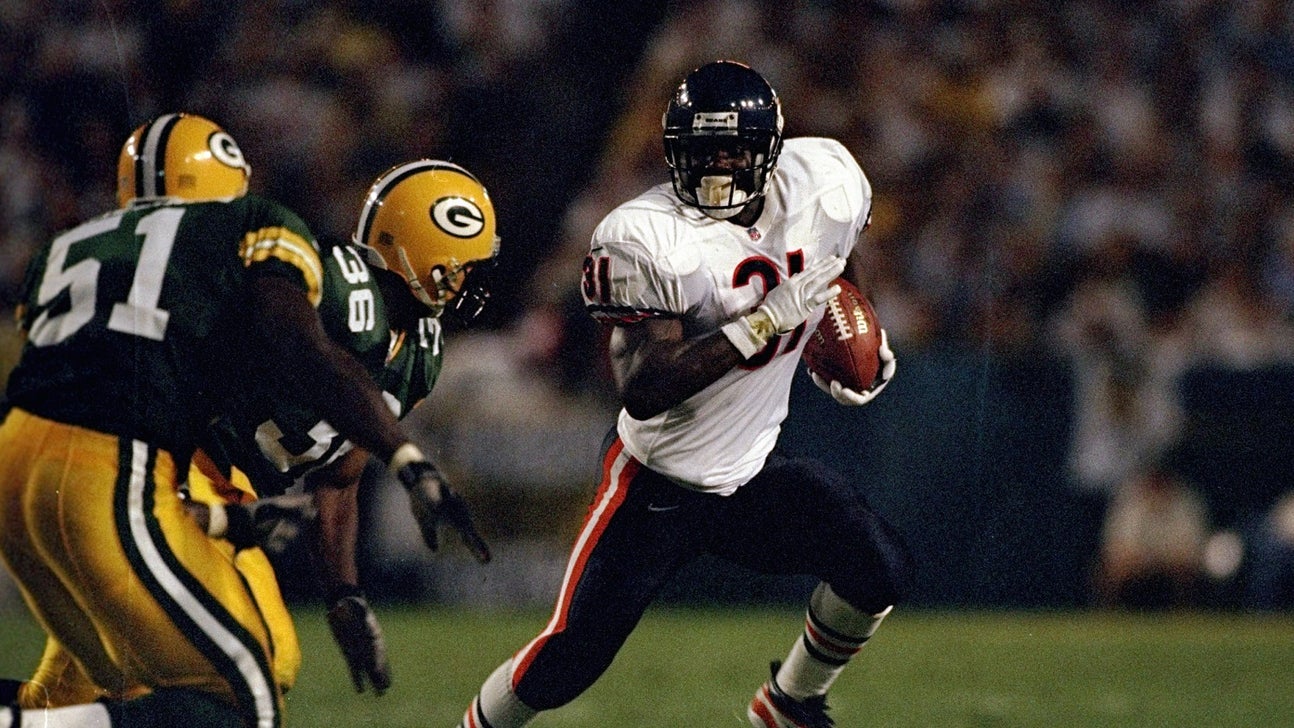 Former Heisman winner, Bears' 1st-round pick Rashaan Salaam dies at 42