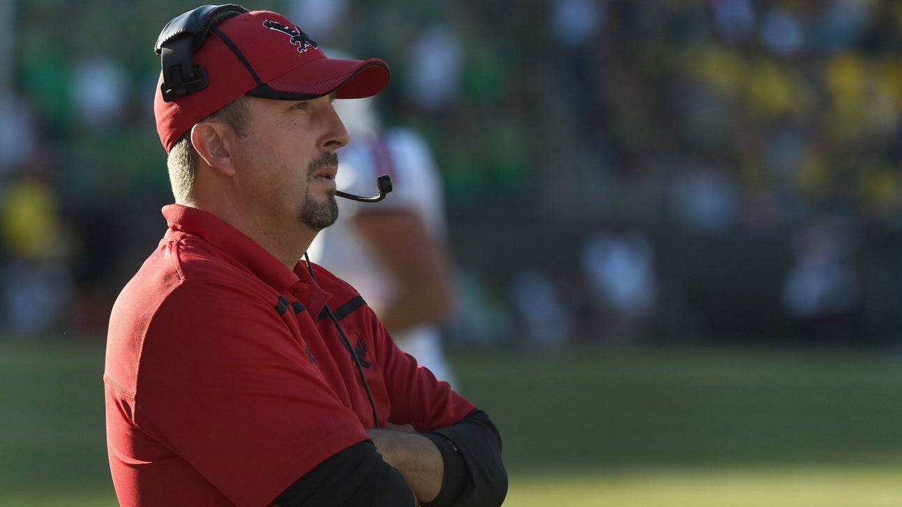 Watch as Eastern Washington pulls off daring trickeration to steal win