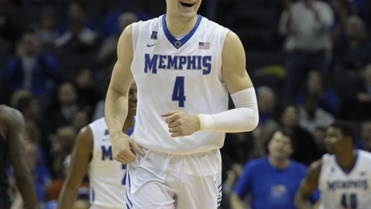 Virginia Basketball: Austin Nichols suspended for first game of season