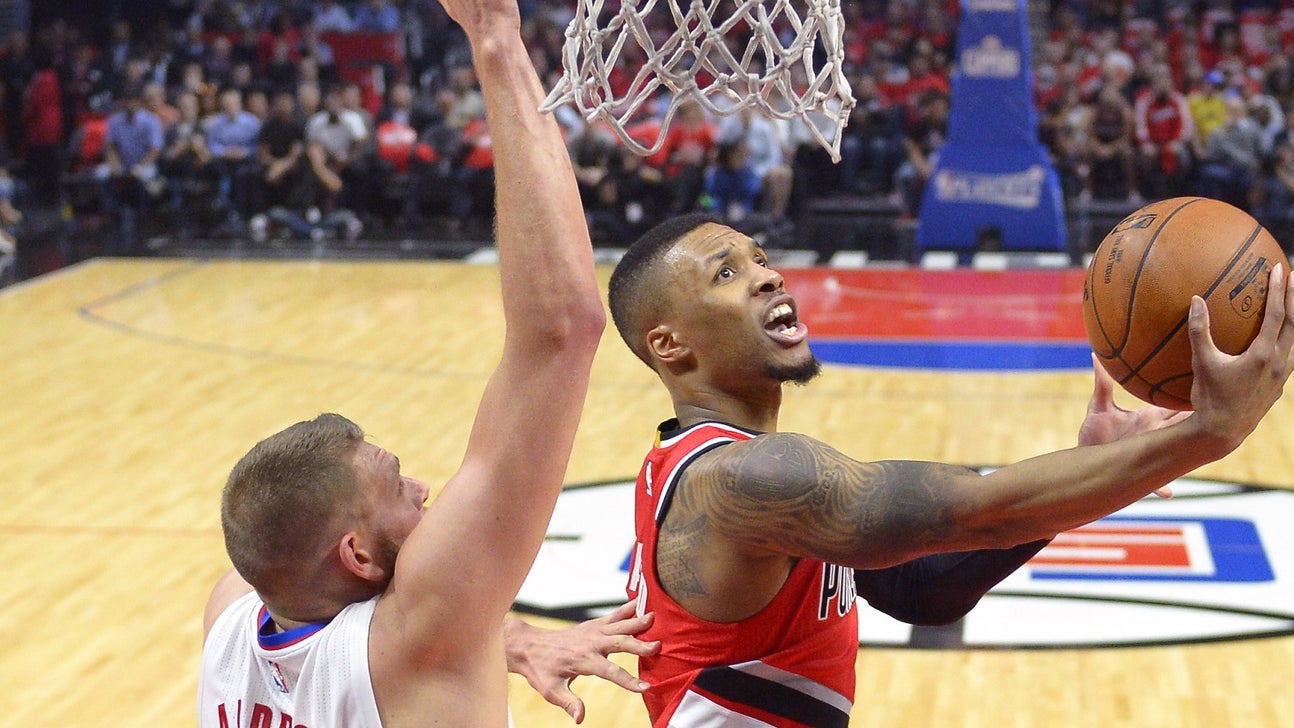 Damian Lillard heats up in 4th as Blazers top shorthanded Clippers