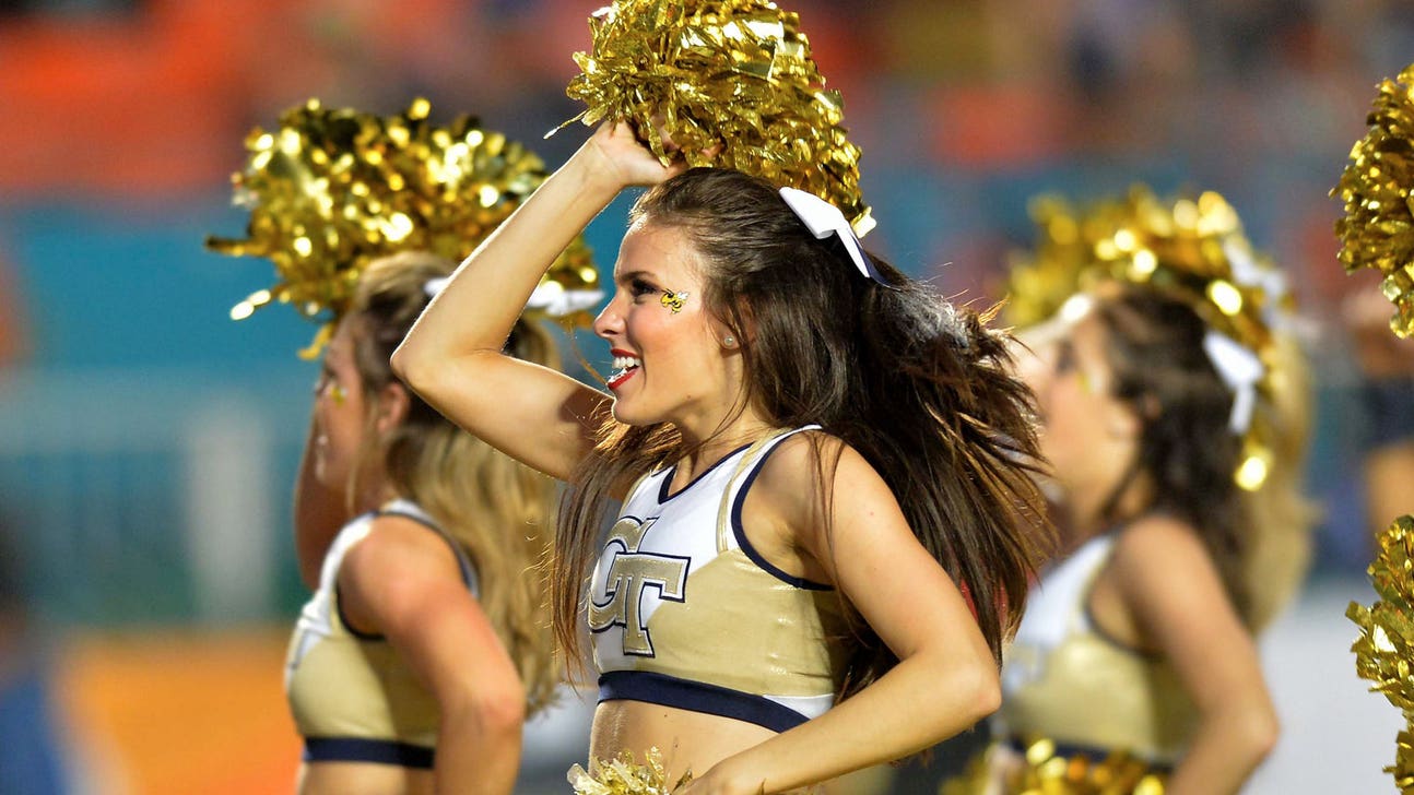 Walk-ons Alford and Willis receive scholarships