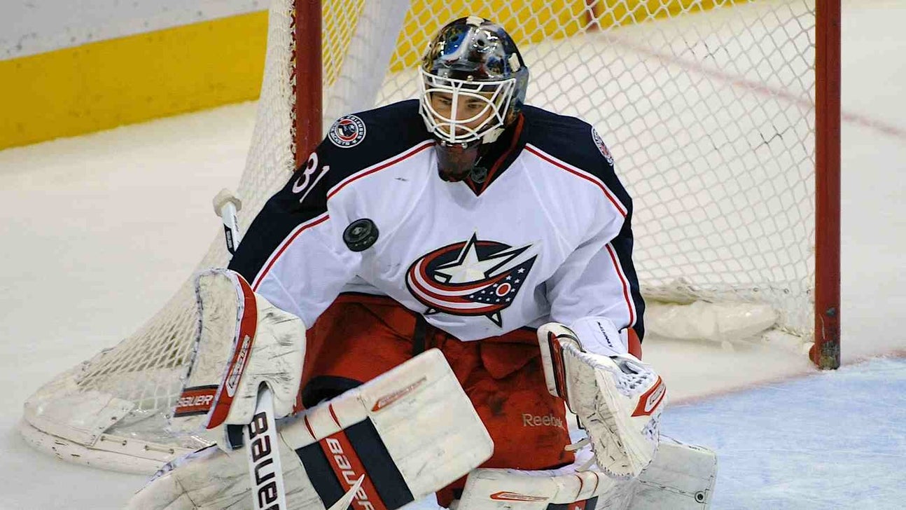 Blue Jackets activate goaltender McElhinney off IR