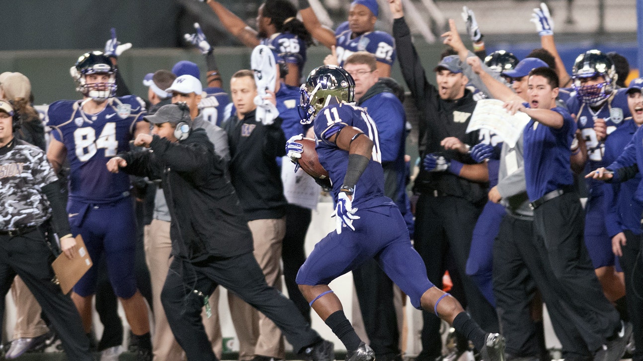 Van Winkle, Durkee named to preseason award watch lists