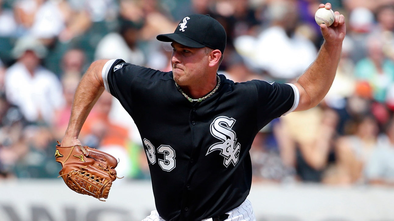 Cardinals bolster bullpen, acquire LHP Zach Duke from White Sox