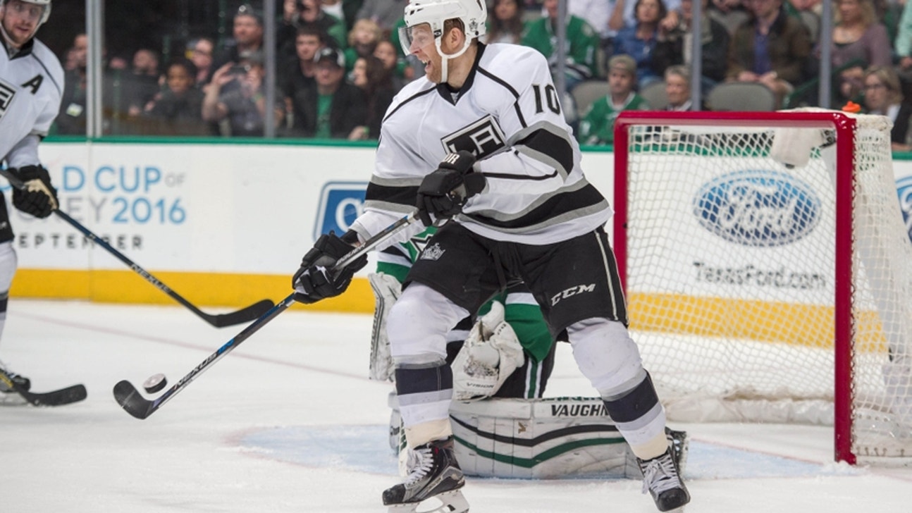 Chicago Blackhawks, Kris Versteeg Should Not Pair Again