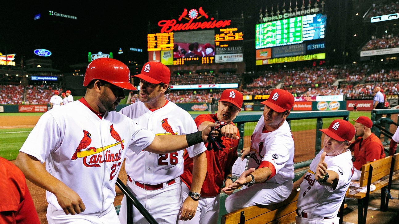 Matheny's entire Cardinals coaching staff returning for 2016