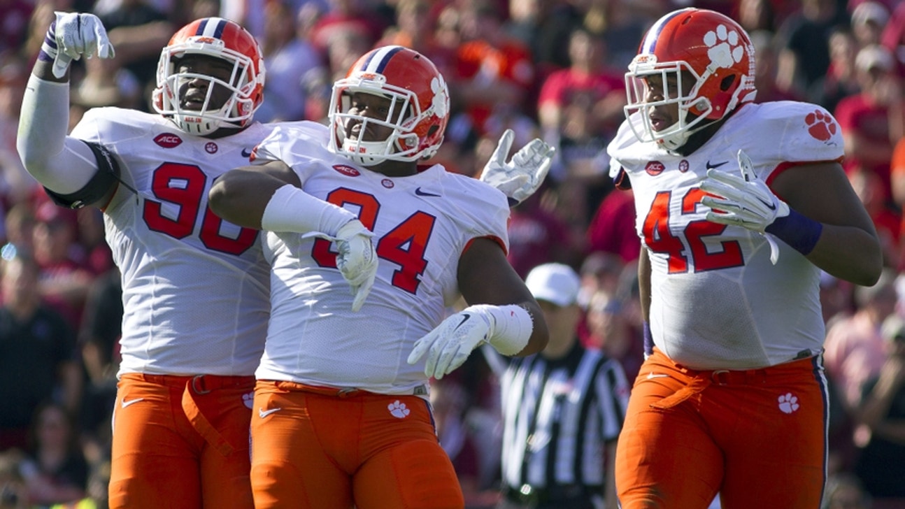 Clemson should keep Christian Wilkins at defensive end against OSU