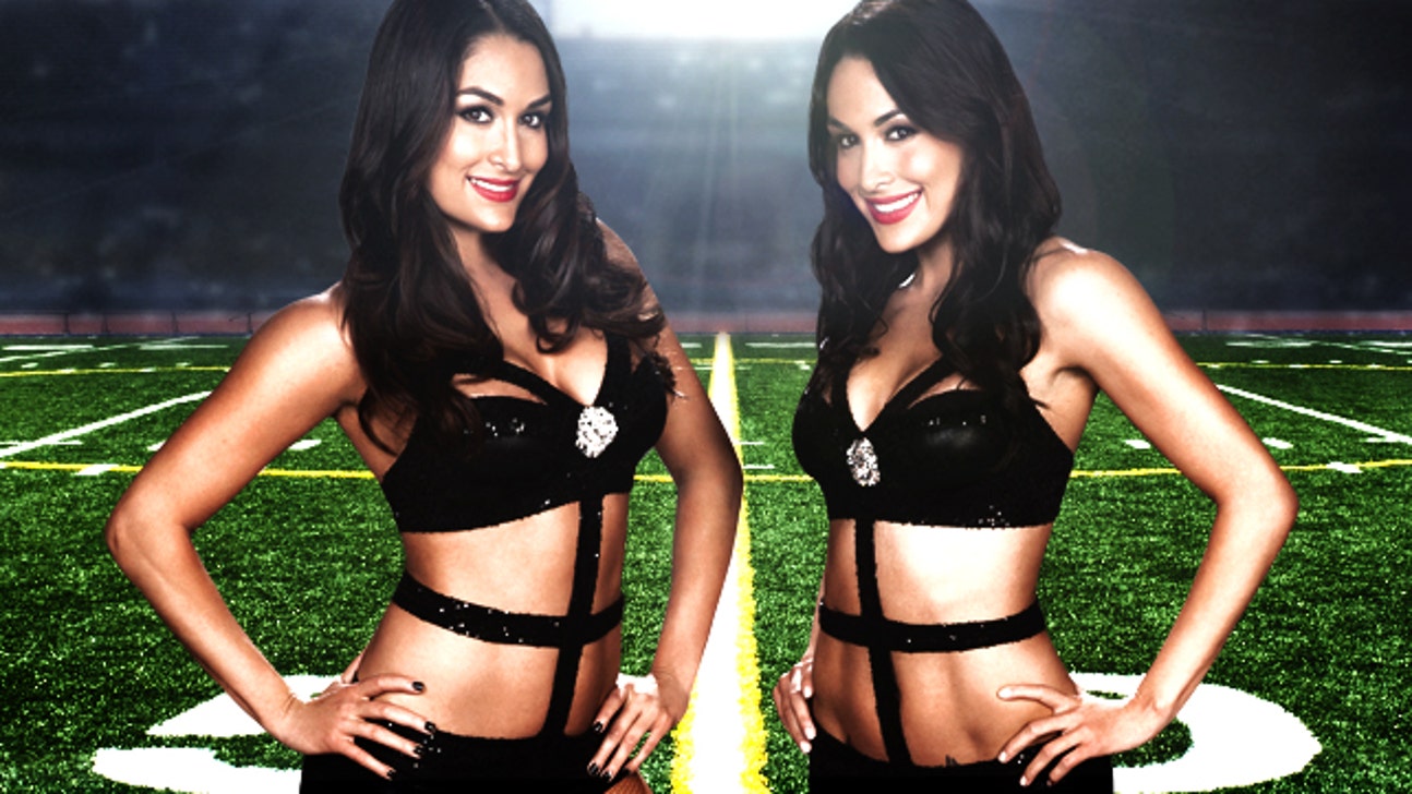 The Total Bellas Interview: Nikki and Brie