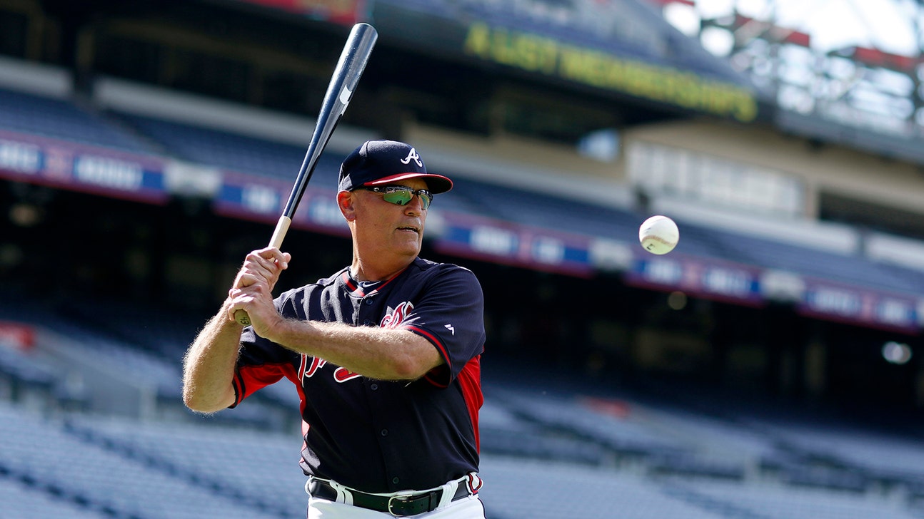 Braves front office: Brian Snitker among leading candidates for manager's job
