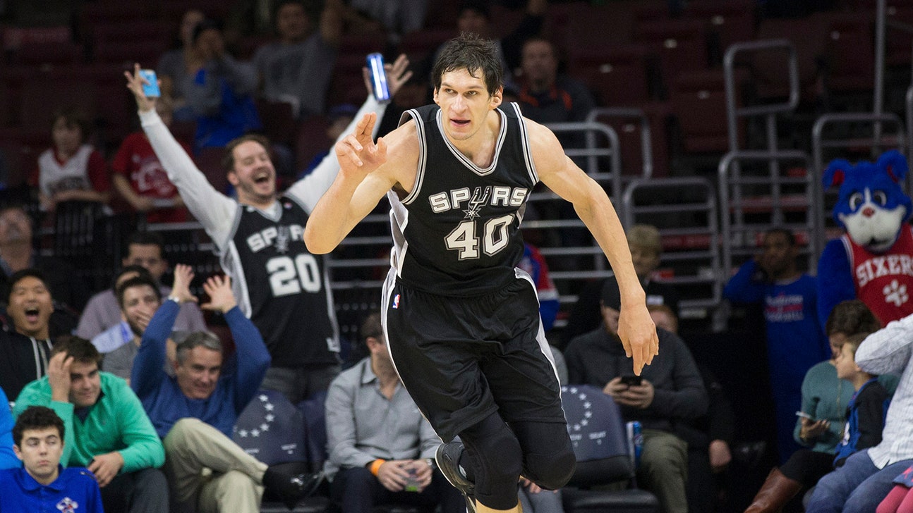 Spurs fan favorite Boban Marjanovic signs with Pistons