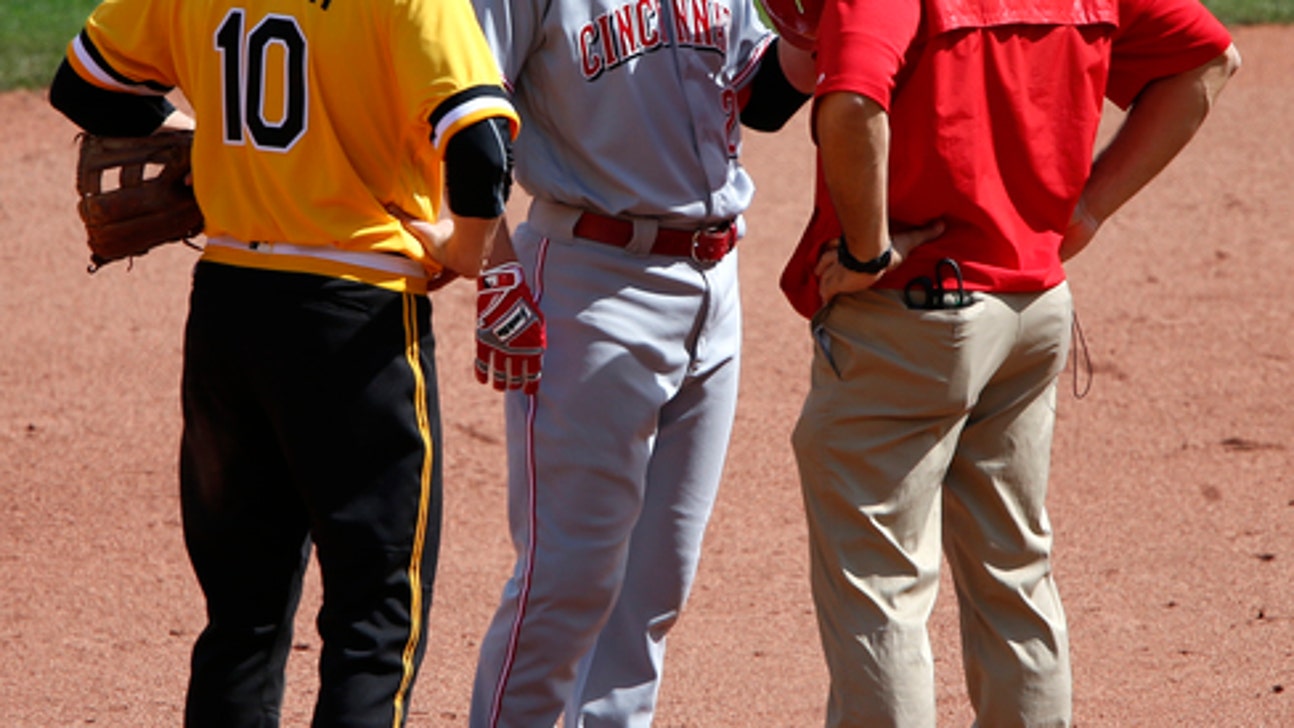 Reds C Devin Mesoraco has torn labrum, latest Reds injury