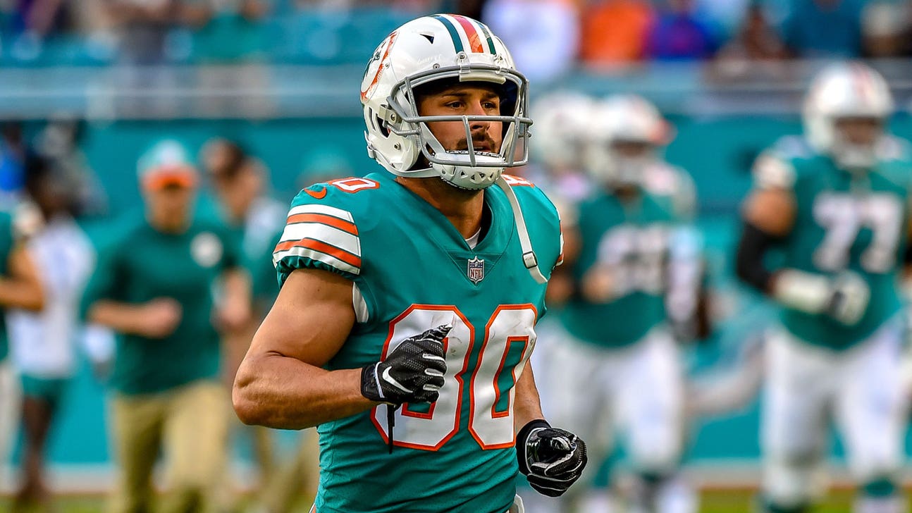 Dolphins release WR Danny Amendola, creating $6 million in salary cap space