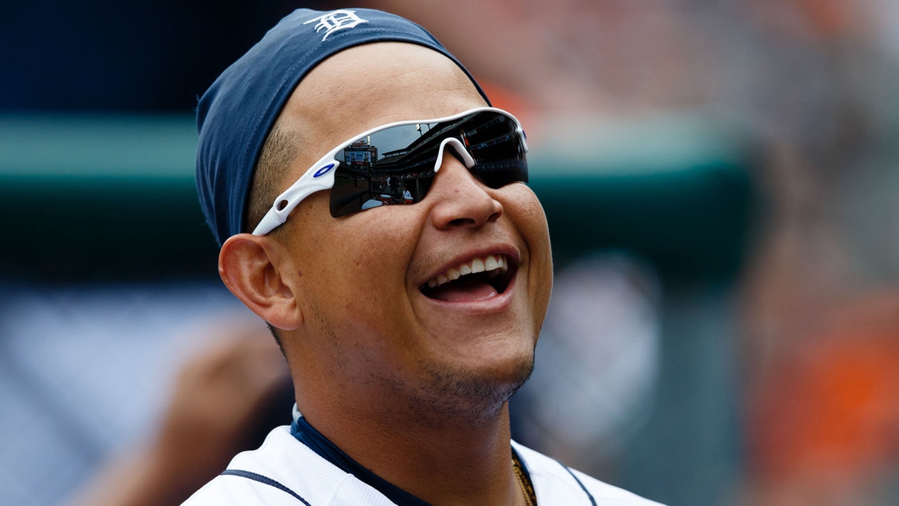 Miguel Cabrera shows off new walking boot while watching Tigers game on TV