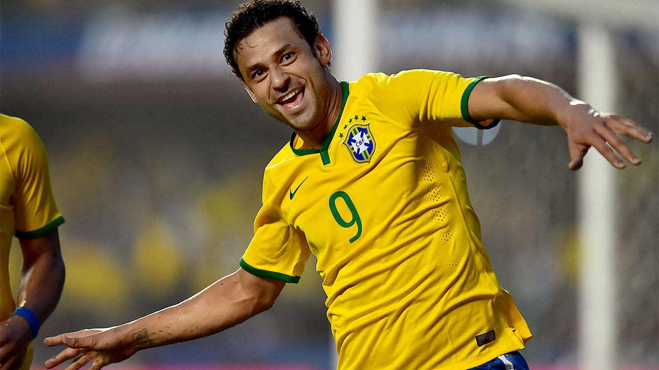 Fred leads Brazil past Serbia in final World Cup warm-up match