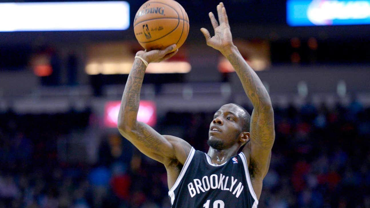 Pelicans waive recently acquired G Tyshawn Taylor