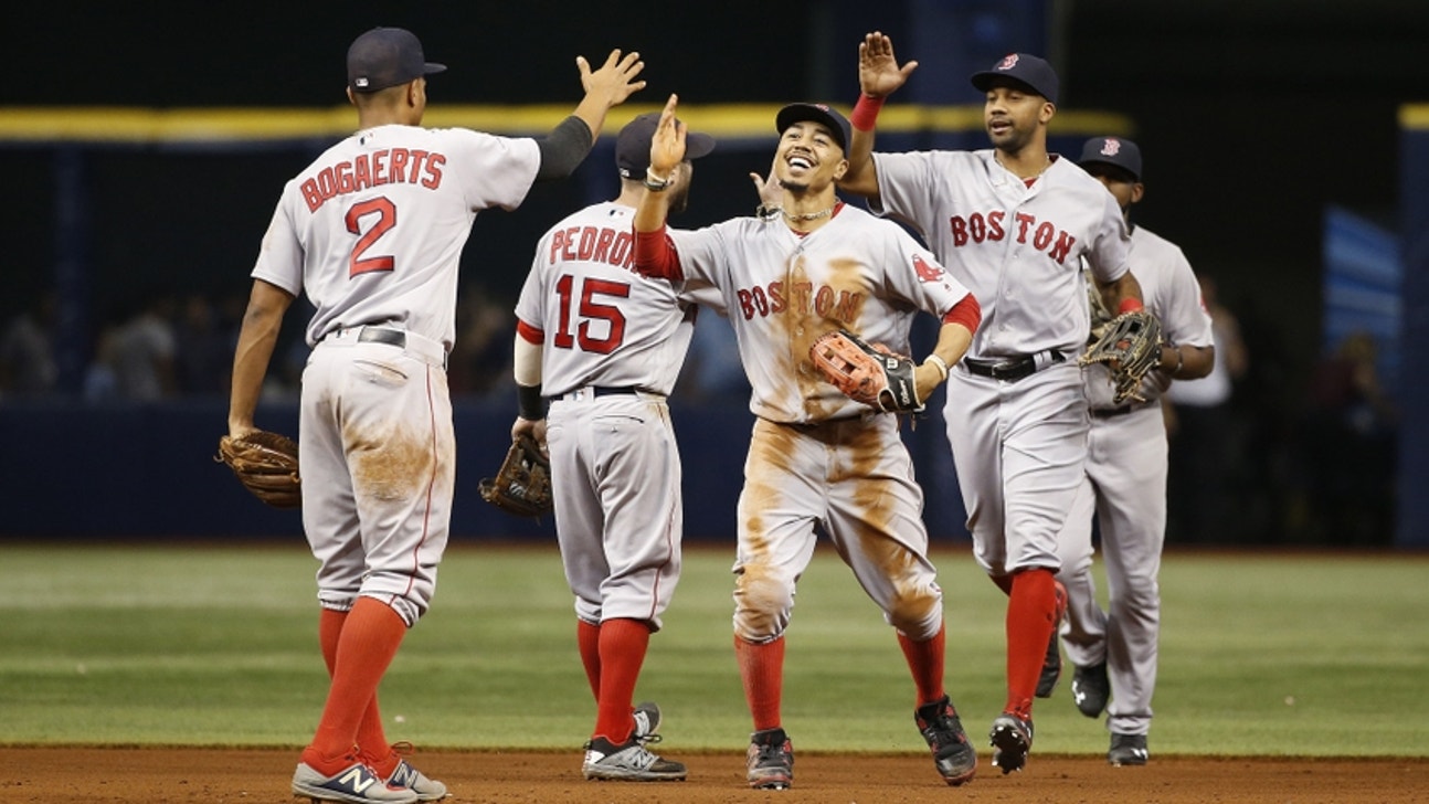 MLB: Comparing Gold Glove Winners to Fielding Bible Counterparts