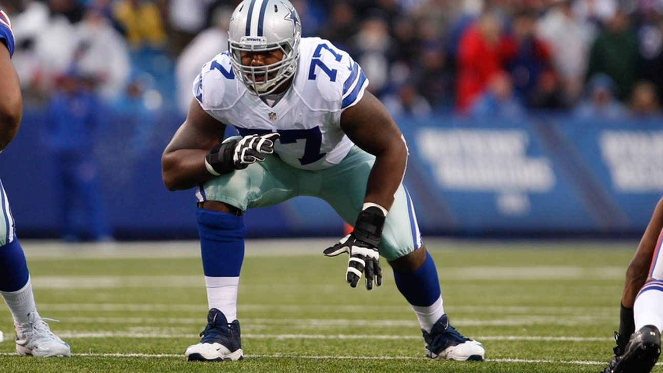 Tyron Smith Erased Eli Apple From the Planet With Massive Block (Video)