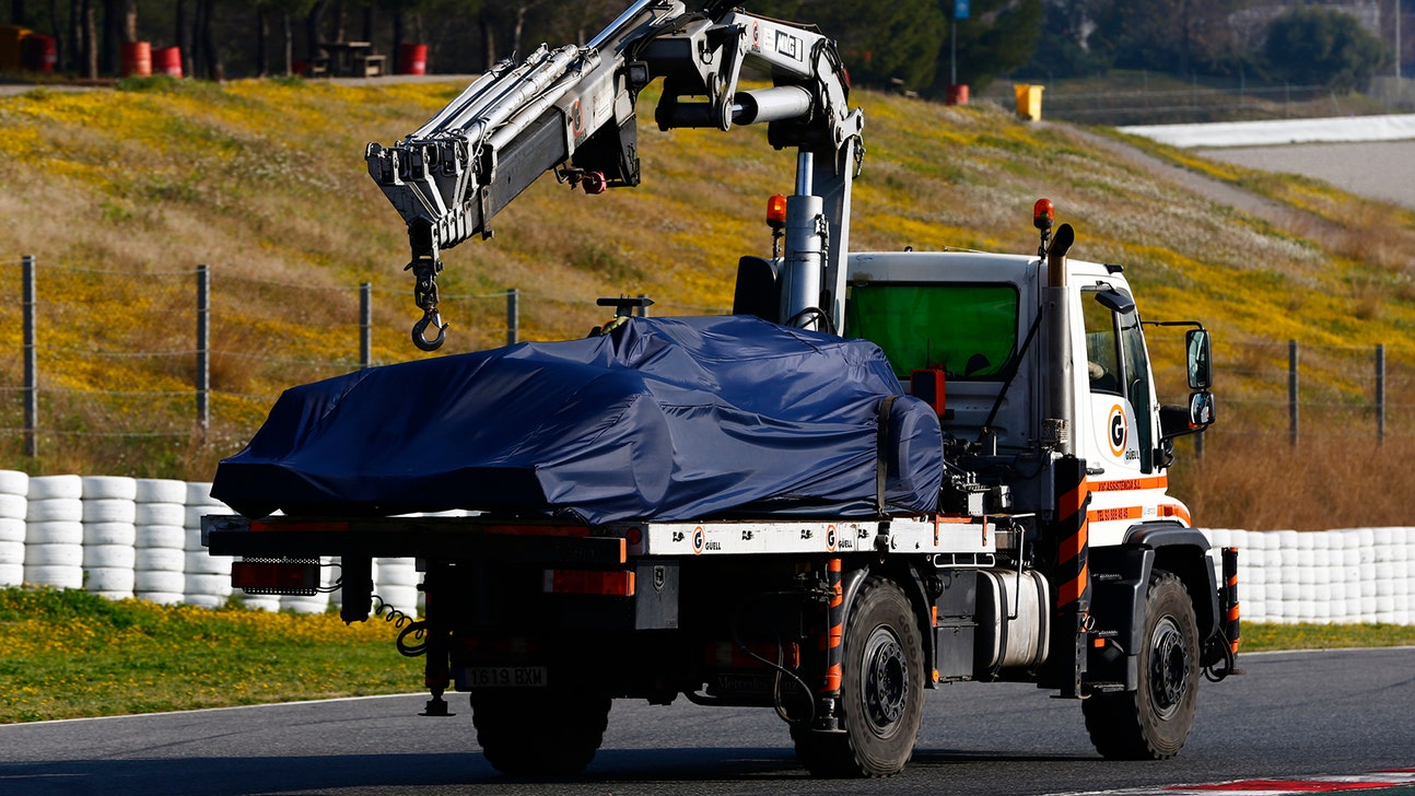 Red Bull and McLaren hit by gremlins at first F1 test