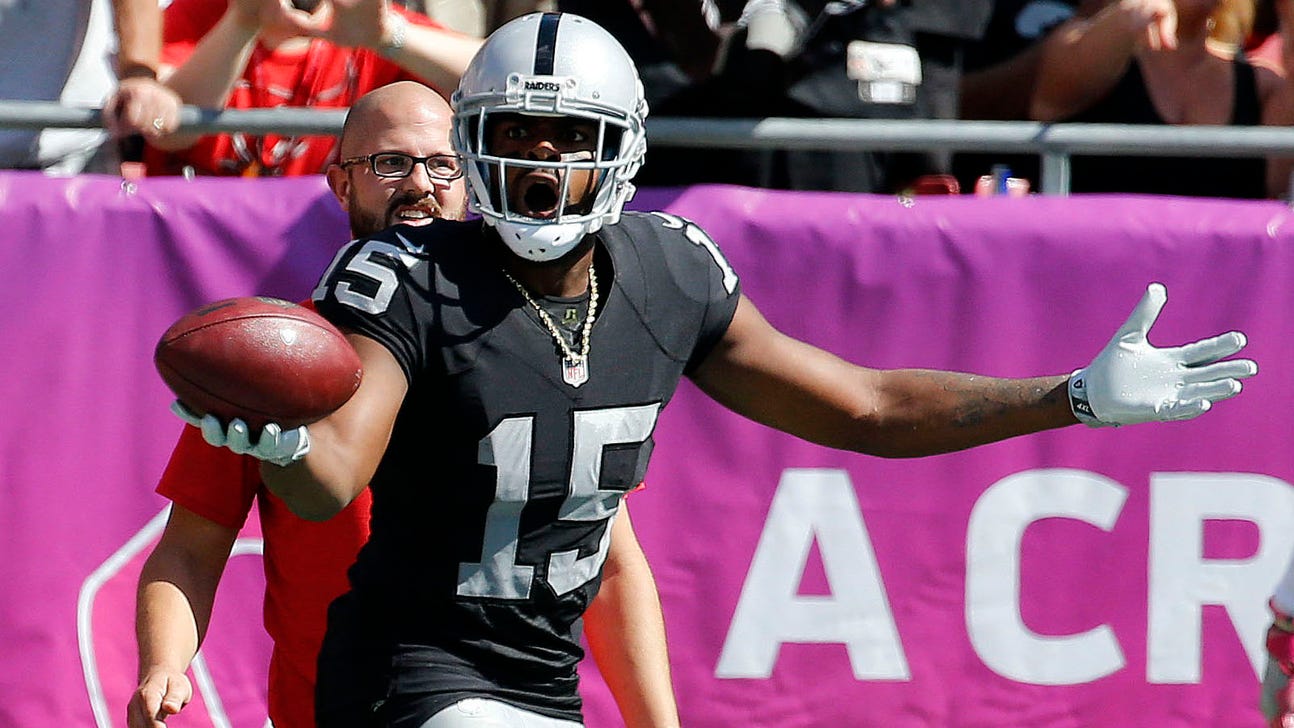 8 amazing stats from the Raiders' record-breaking 23-penalty game