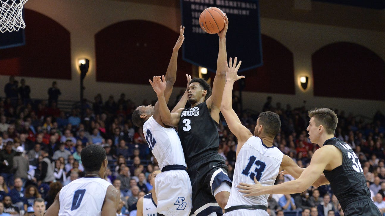 No. 1 Gonzaga routes San Diego, 96-38