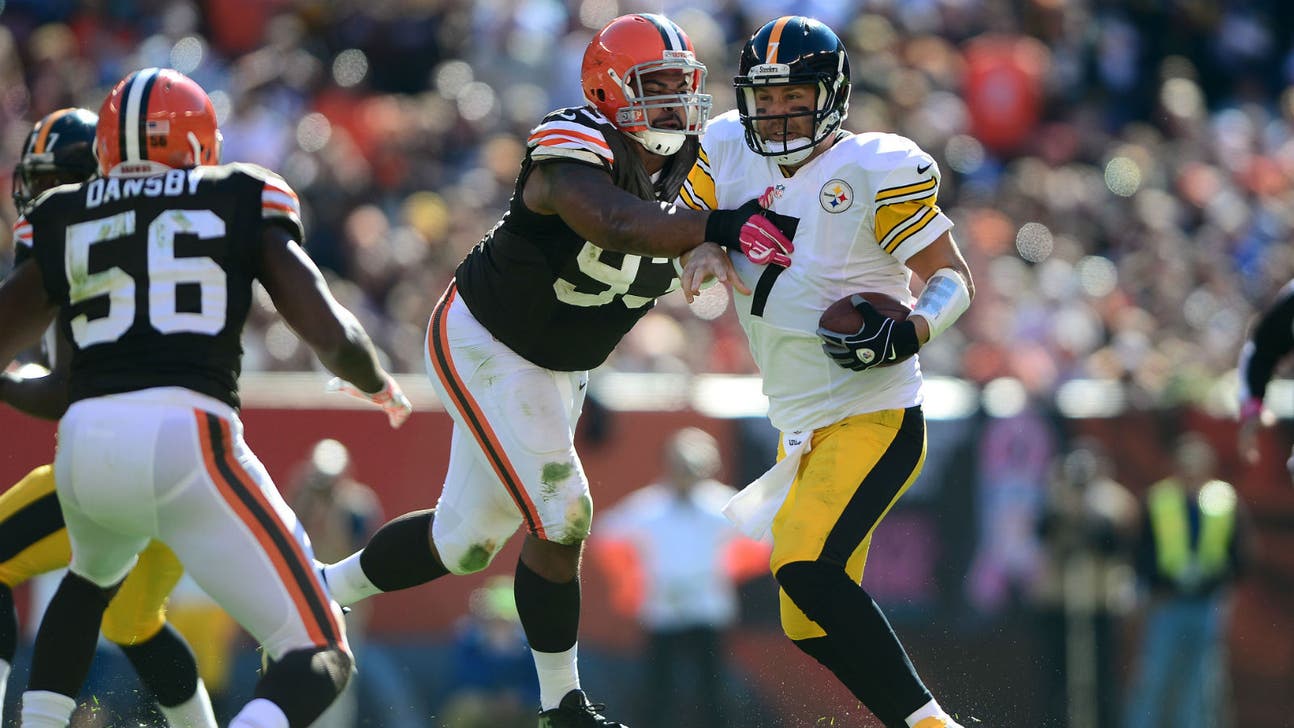 Browns sign DL John Hughes to extension