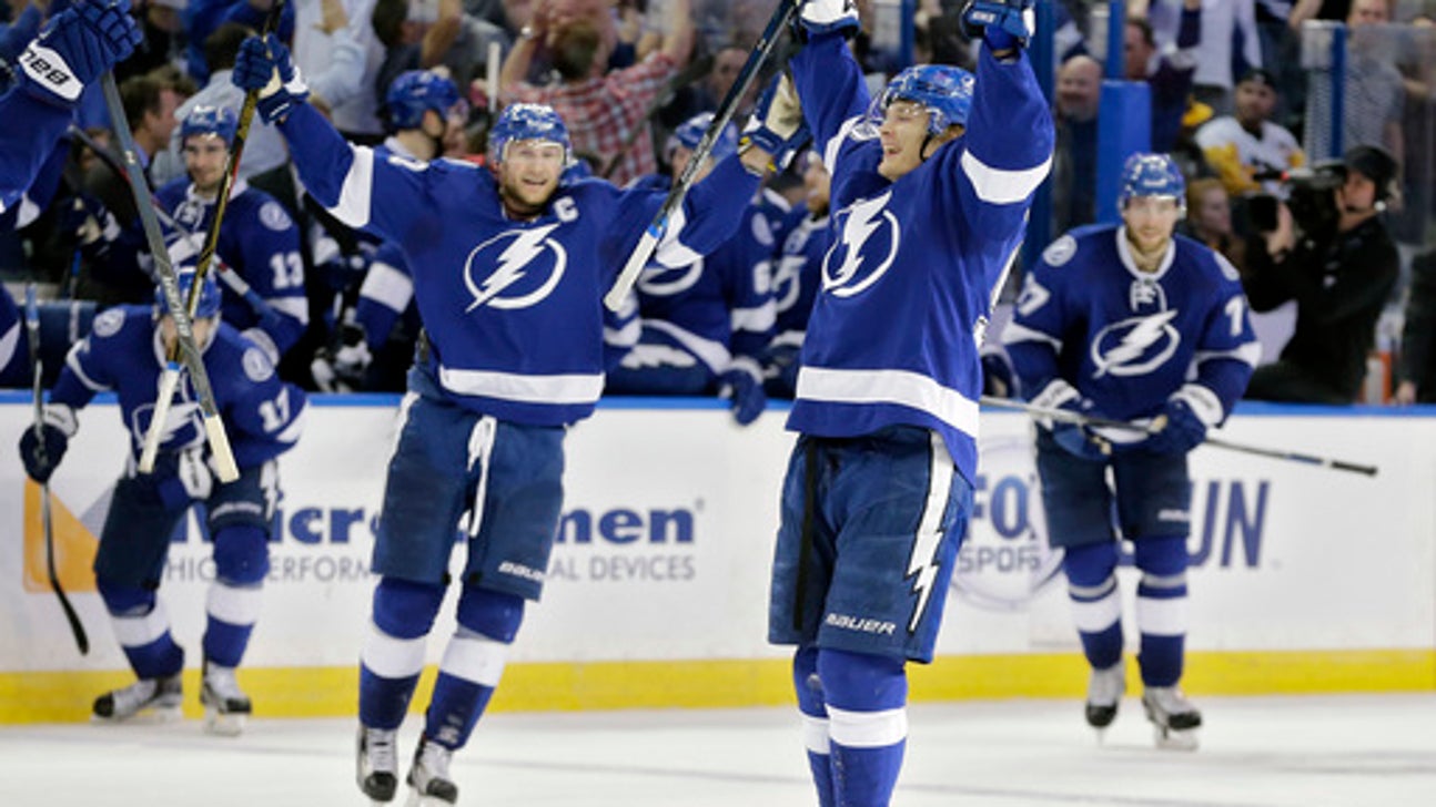 Namestnikov gets hat trick in OT, Lightning beat Pens 5-4