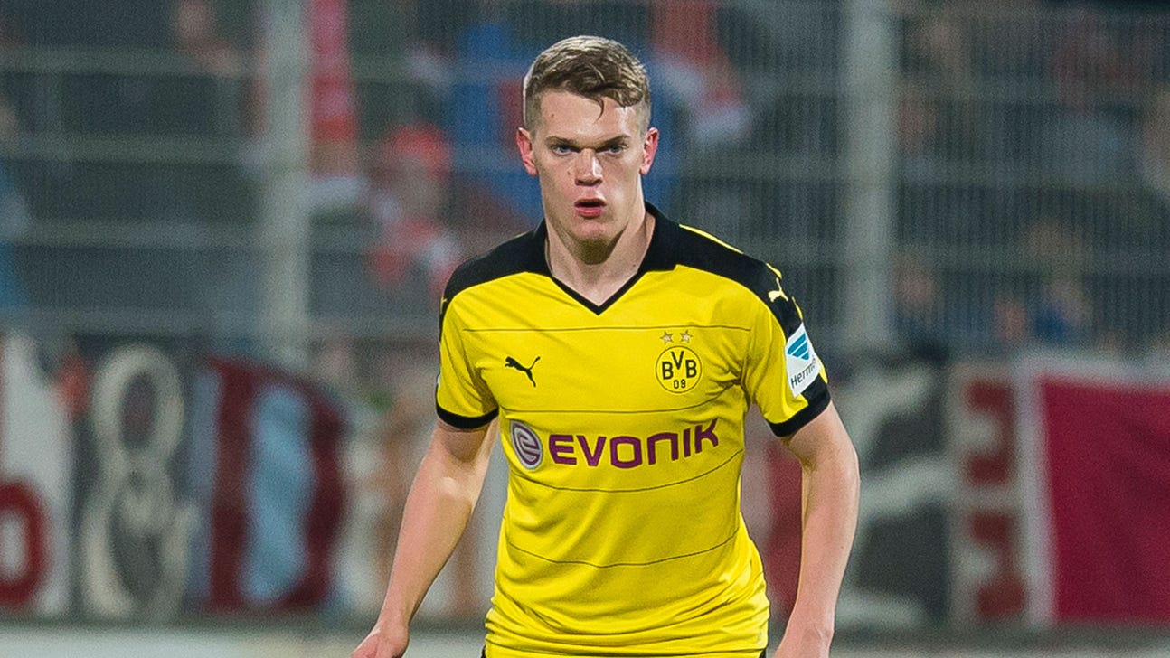 Chelsea enter the race for Borussia Dortmund defender Ginter