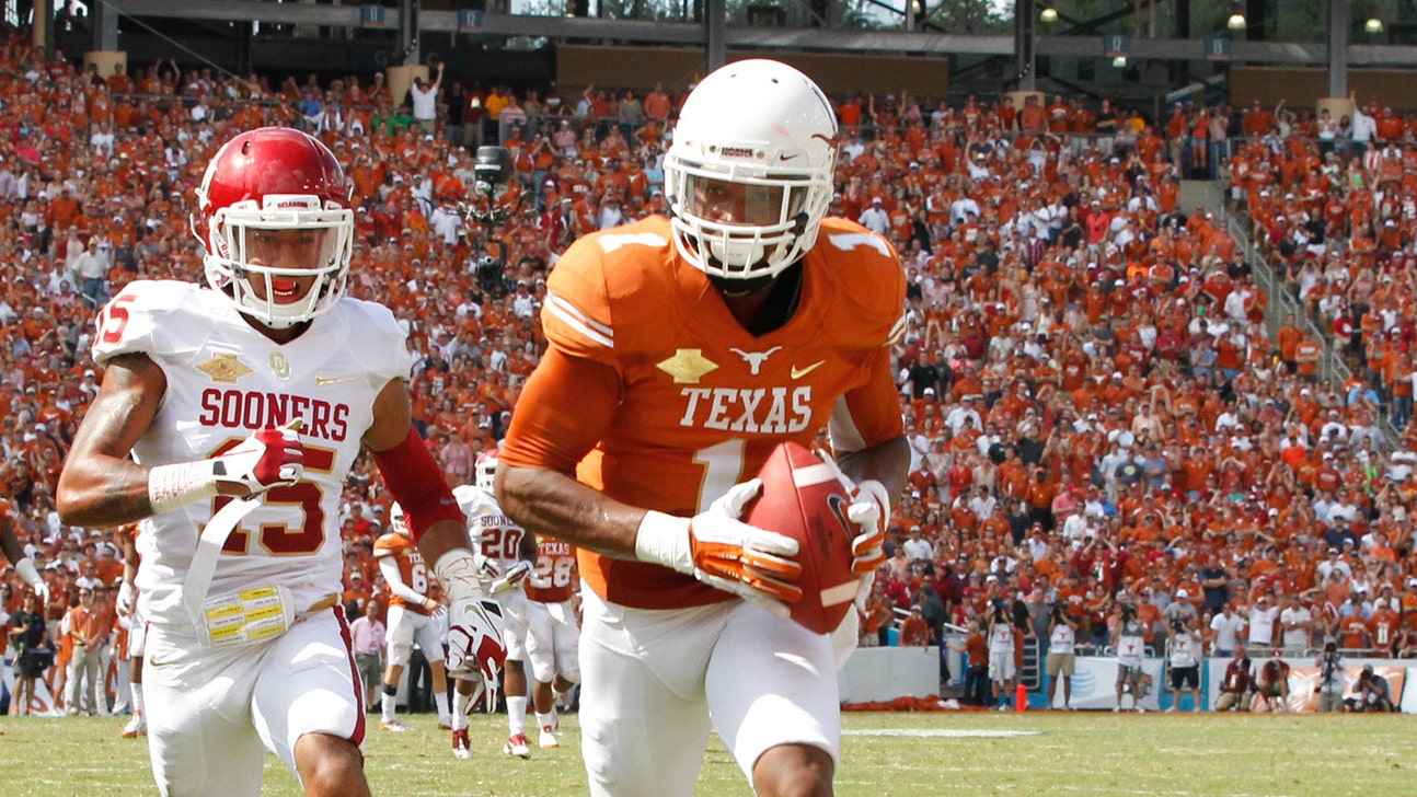 Report: Former Texas wide receiver Mike Davis works out for Panthers