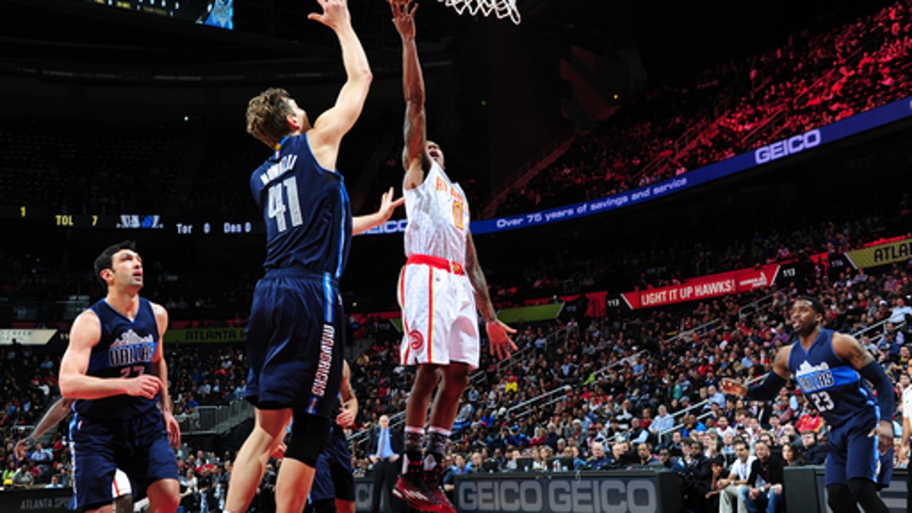 Teague scores season-high 32, Hawks breeze past Mavs
