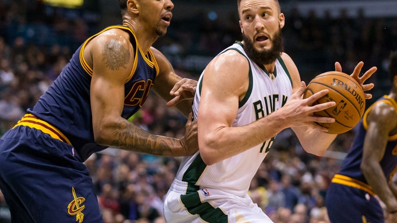 Milwaukee Bucks: What Happened To Miles Plumlee?