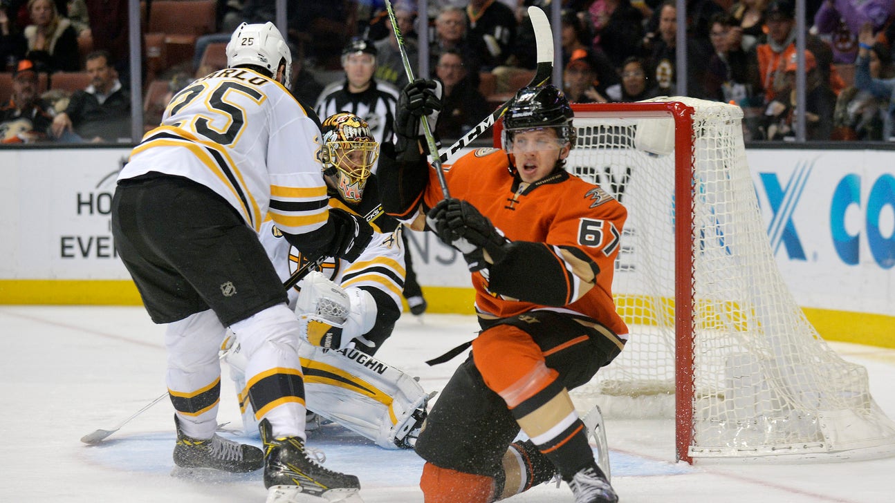Rakell scores two goals in Ducks' 5-3 win over Bruins