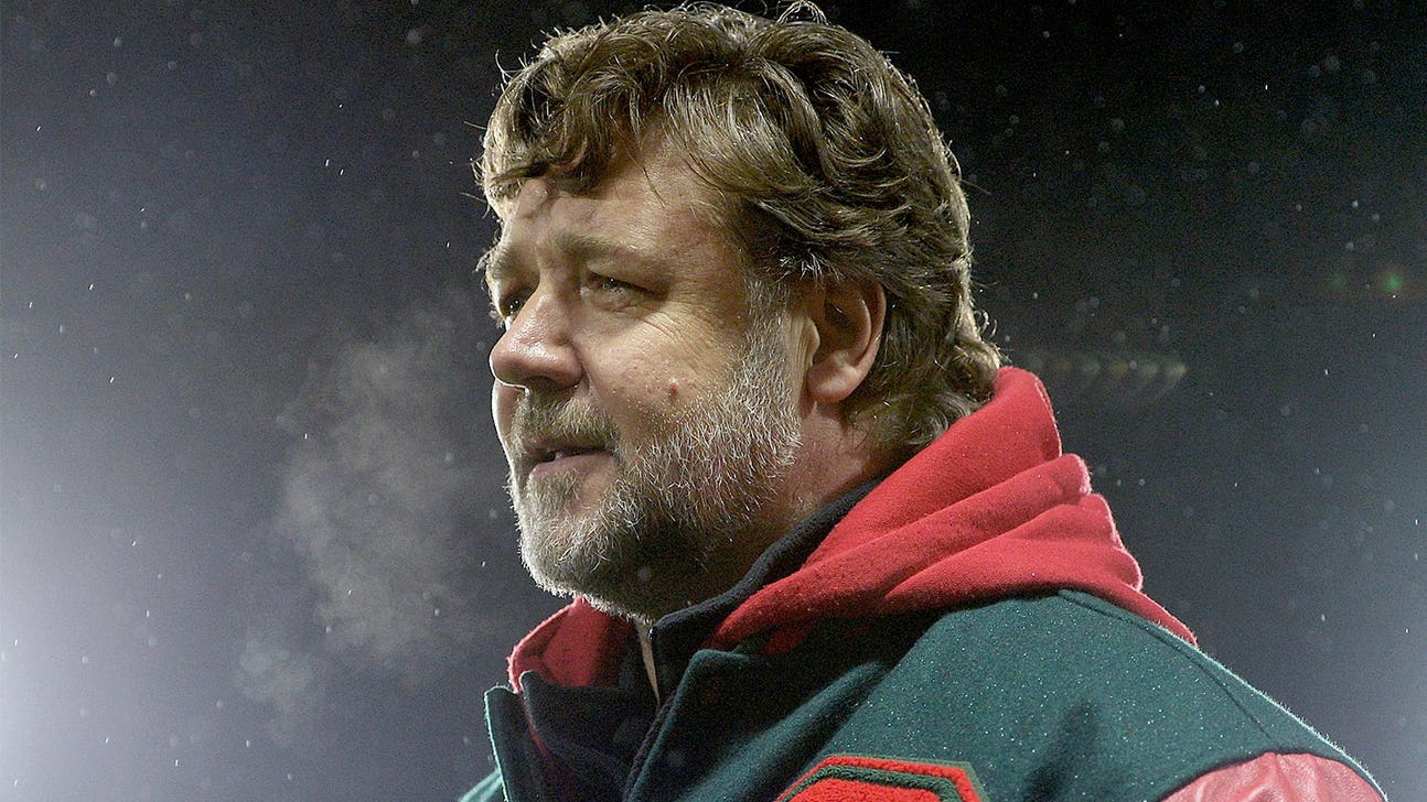 Hollywood star Russell Crowe to consider purchasing Leeds United