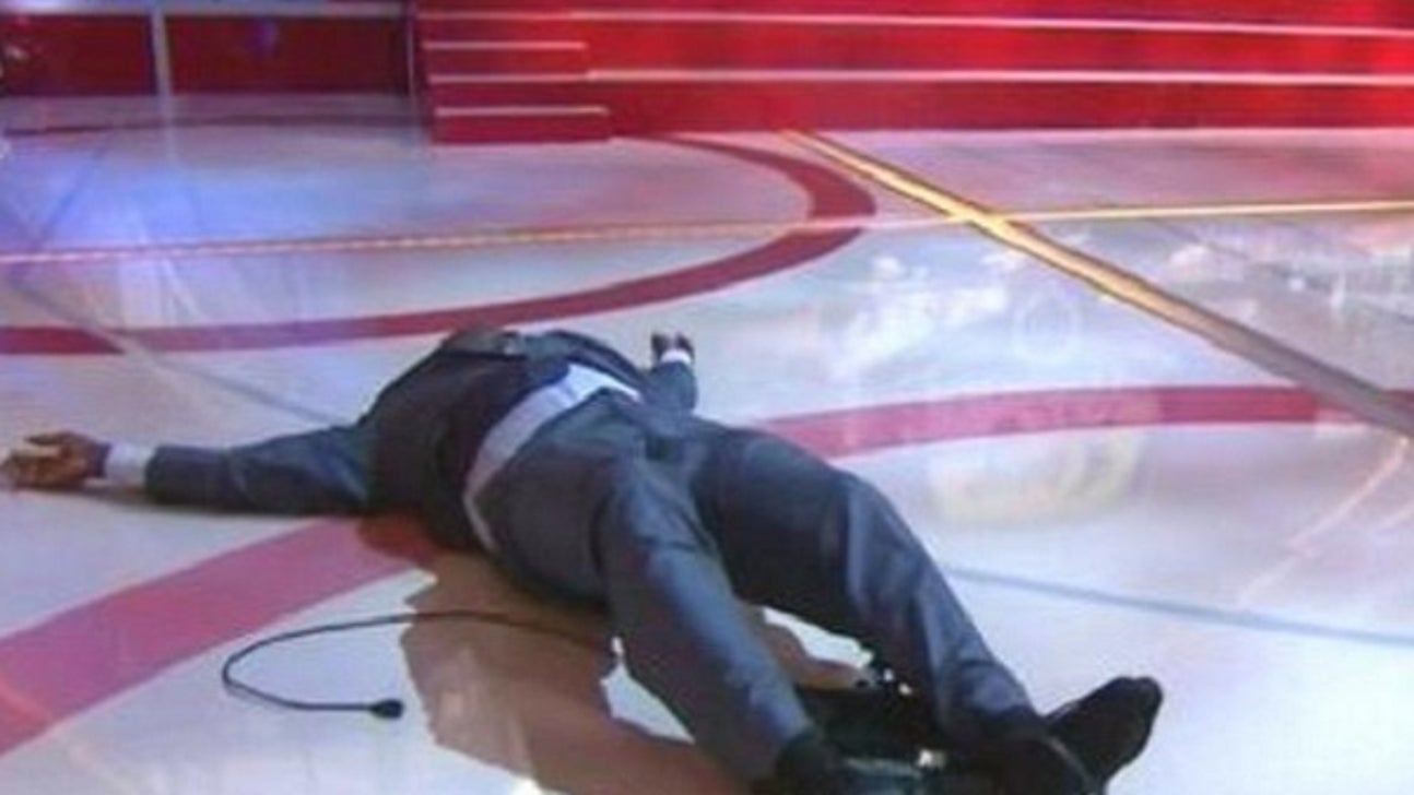Shaq trips on 'NBA on TNT' set, social media predictably explodes