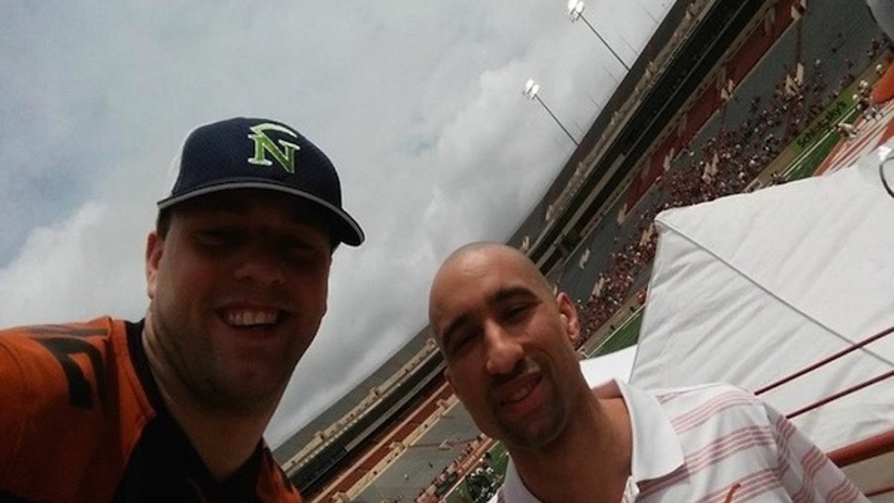 Shaka Smart was quite popular at the Texas spring game